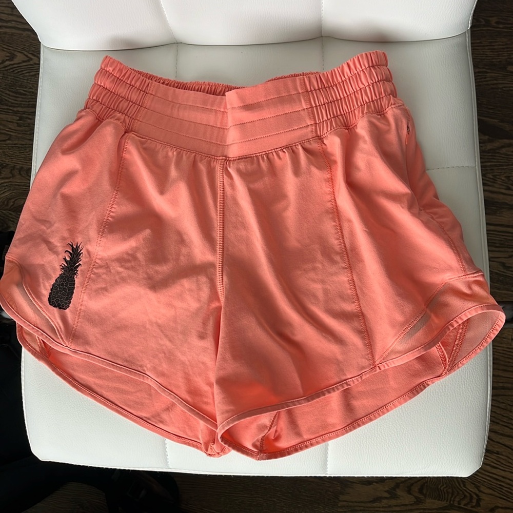 Lululemon hotty hot short size 4, 4inch inseam, high rise